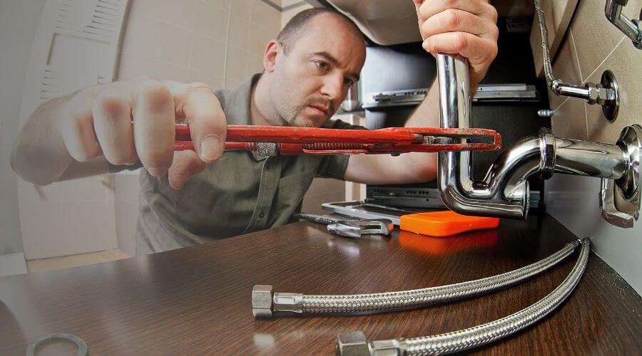 Professional water heater repair in Atlanta, IN